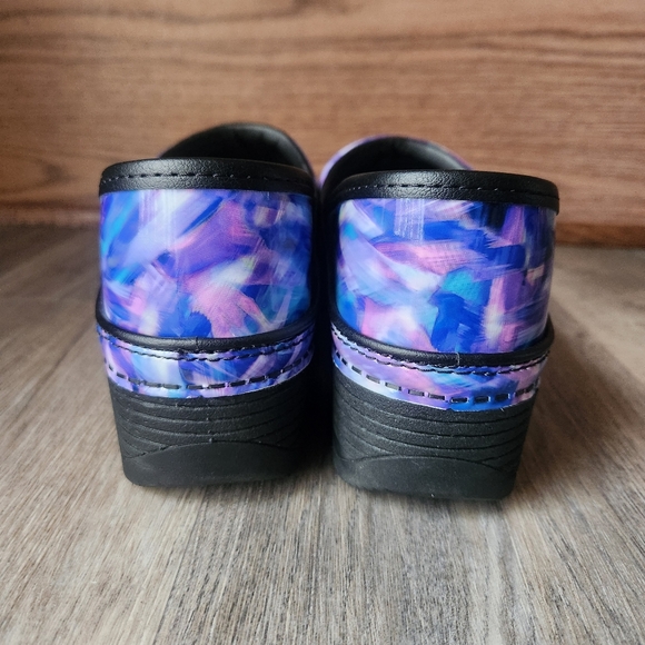 NWOT Dansko Blue Crush Patent LT Pro Women’s Clogs - Picture 12 of 12